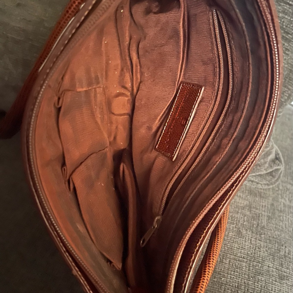 Vintage Etienne Aigner Genuine Leather Shoulder Bag - Picture 7 of 8